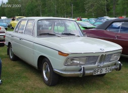 BMW 1966 2000 fram